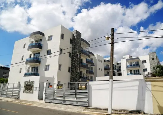 Fachada del residencial Venecia III, apartamentos de Constructora de las Américas en Santiago de los Caballeros